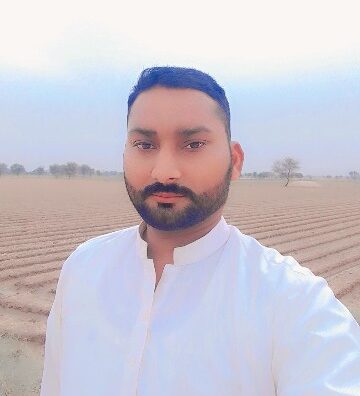 Portrait of Muhammad Nadeem Jafar, founder of InfoGlobalZone – a blog for tech, business, and affiliate content.